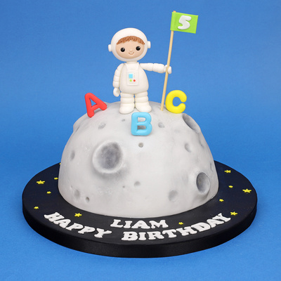 Astronaut cake