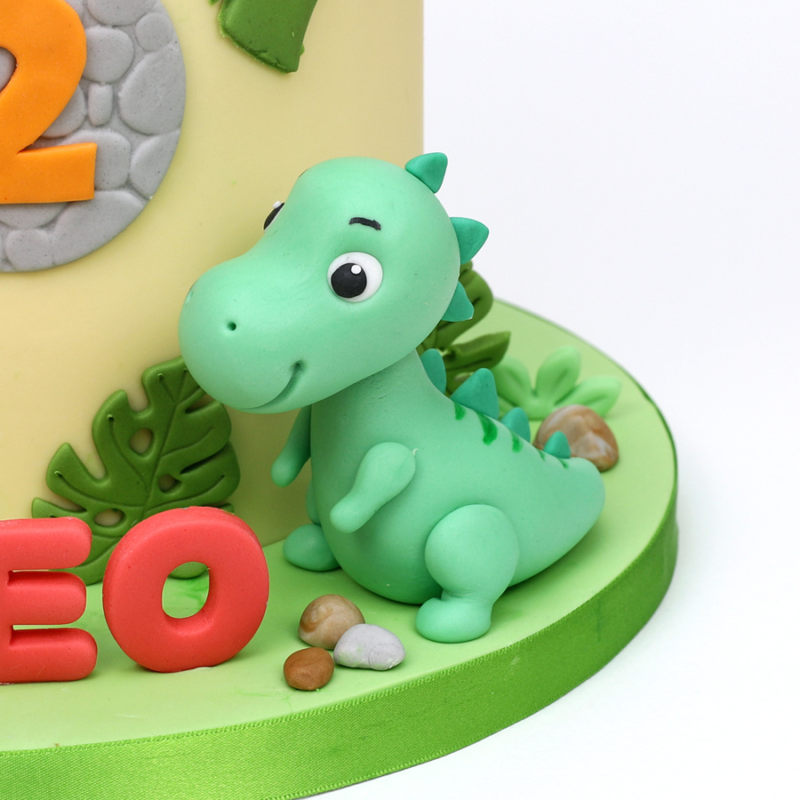 Dino cake