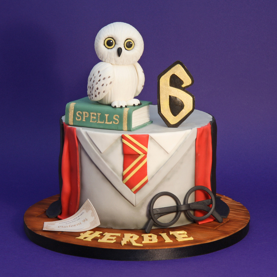 Harry Potter cake