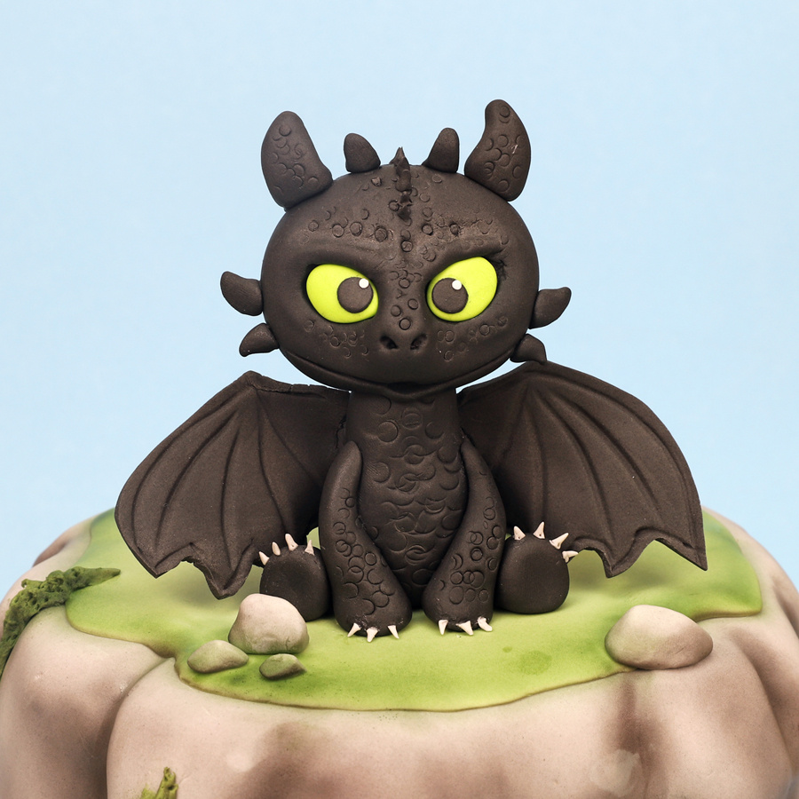 How to train your dragon cake