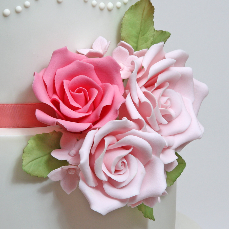 Ivory cake with roses