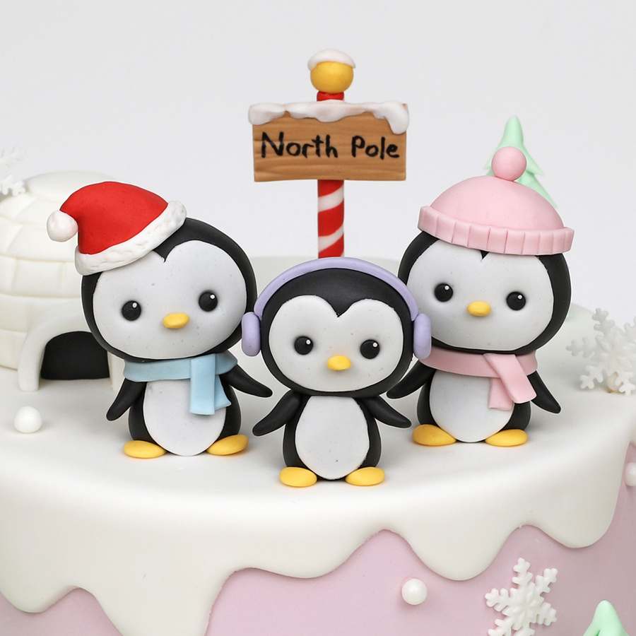 North Pole Christmas cake