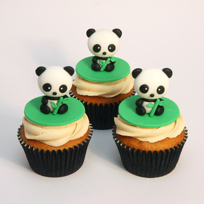 Panda cupcakes