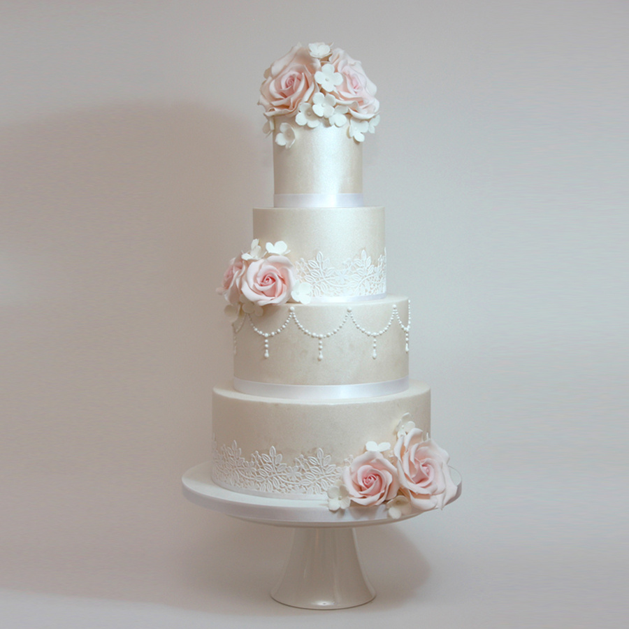 Pearl and lace cake