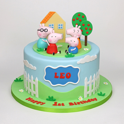 Peppa Pig family cake