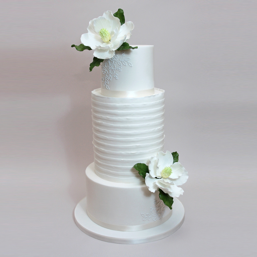 Ruffle cake with magnolias