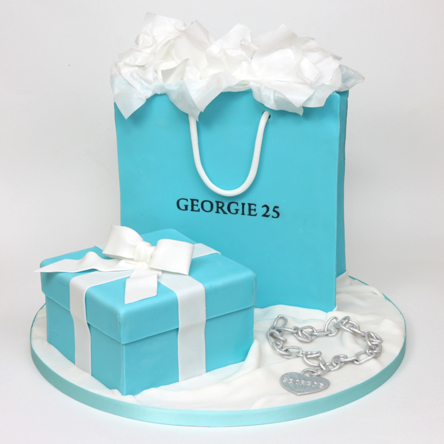 Shopping bag cake