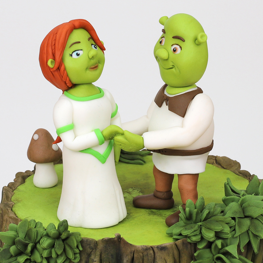 Shrek cake