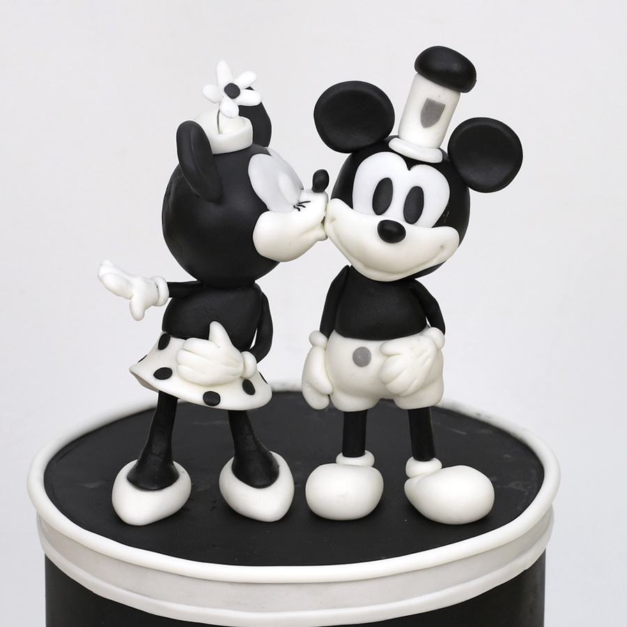 Steamboat Willie cake