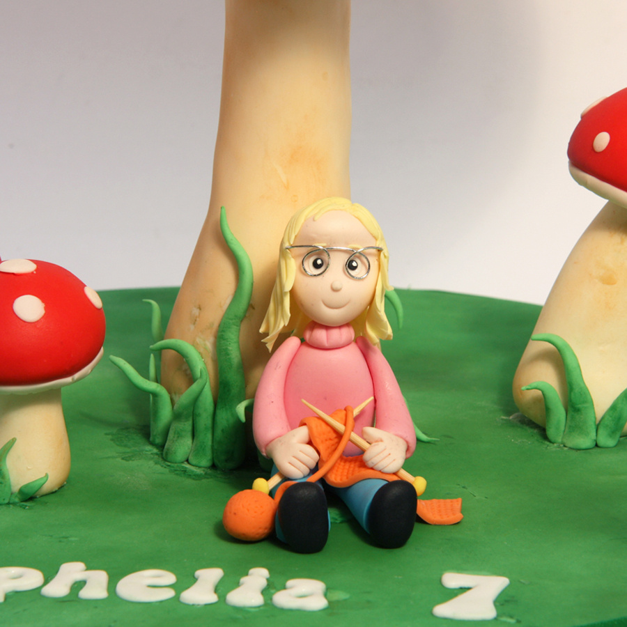 Toadstool cake