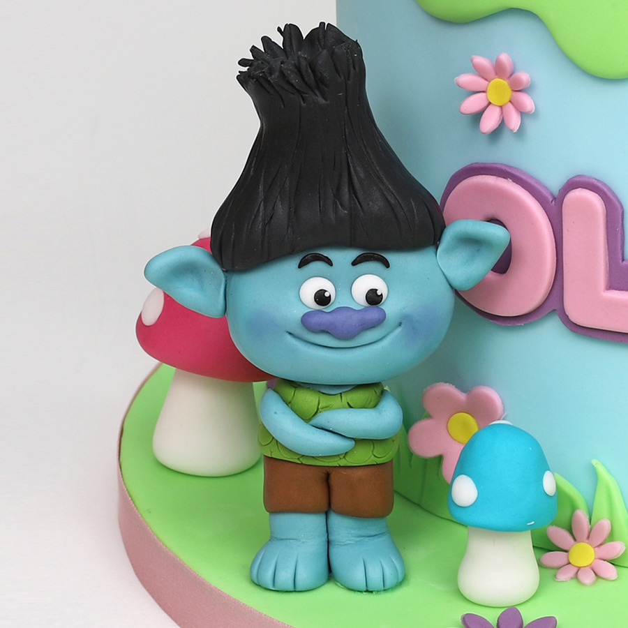 Trolls cake